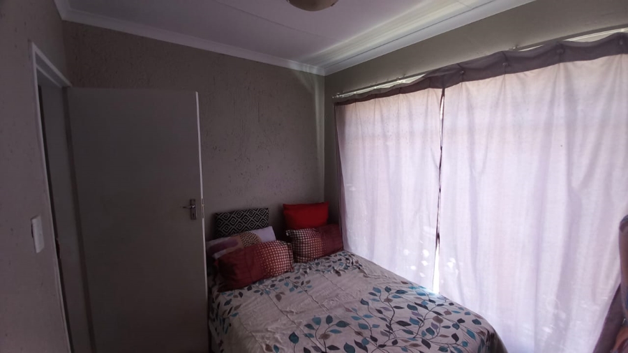 2 Bedroom Property for Sale in Baillie Park North West